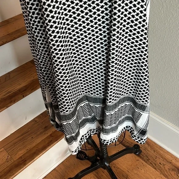 cecilie copenhagen 1005 Dress 1, O, Short Sleeves black and cream​​​​​​​​​ - Picture 6 of 16